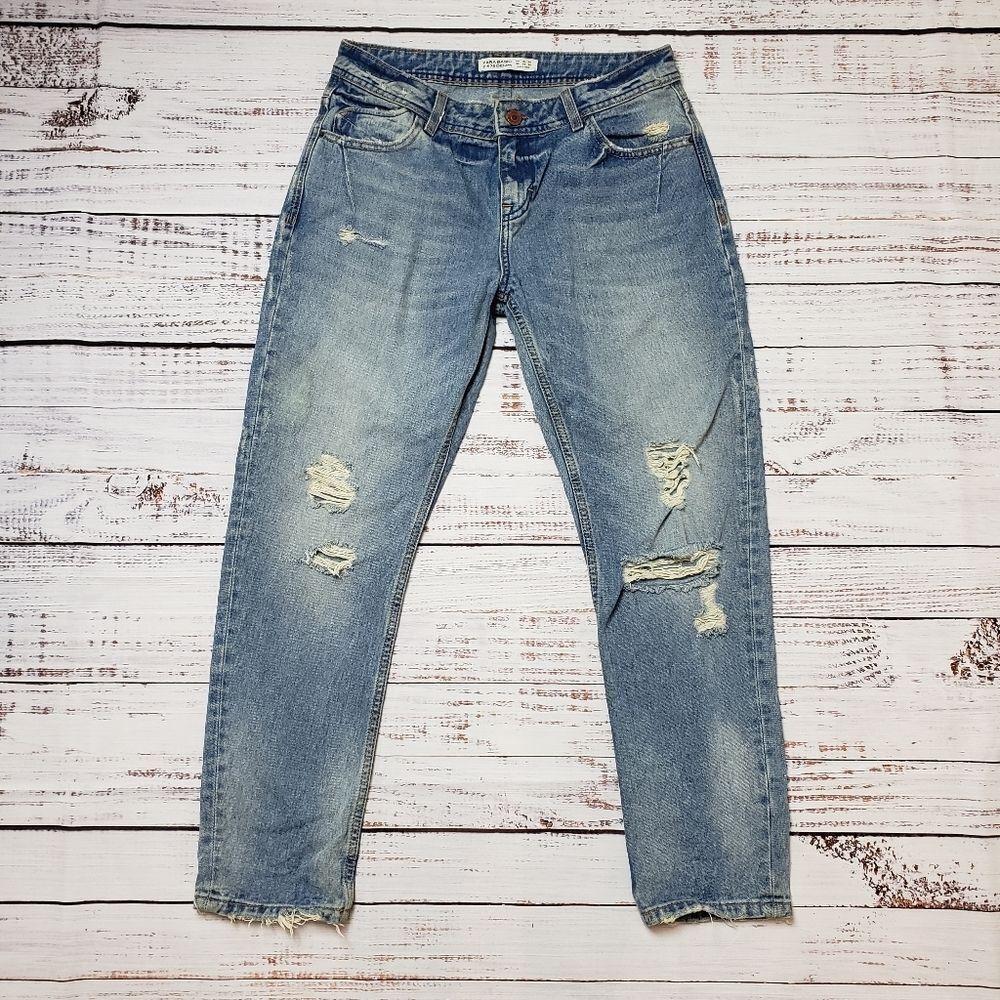 Zara Z1975 Basic  Denim Blue Jeans distressed Betty relaxed